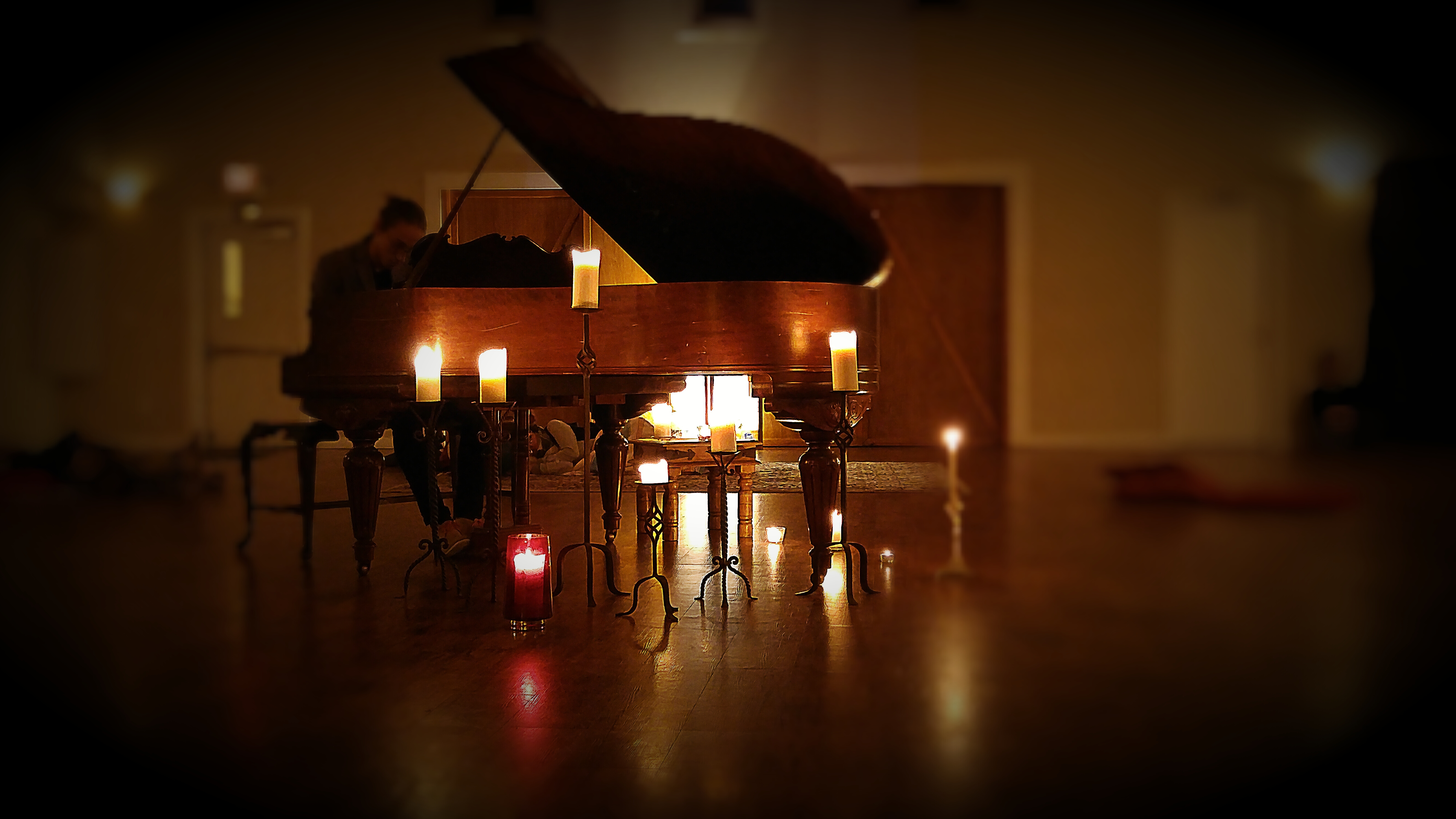 openspace piano candles IMG_20151108_202756
